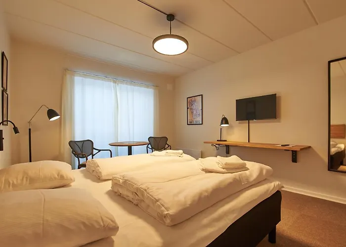 Motel Apartments 3*